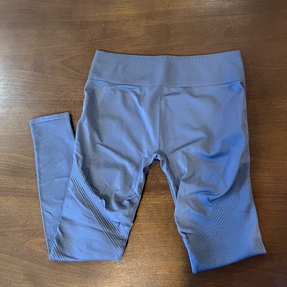 Fabletics Leggings - Picture 4 of 5